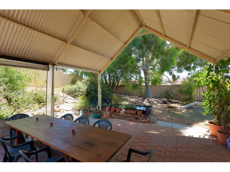 1 Bowman Court, Kardinya WA 6163