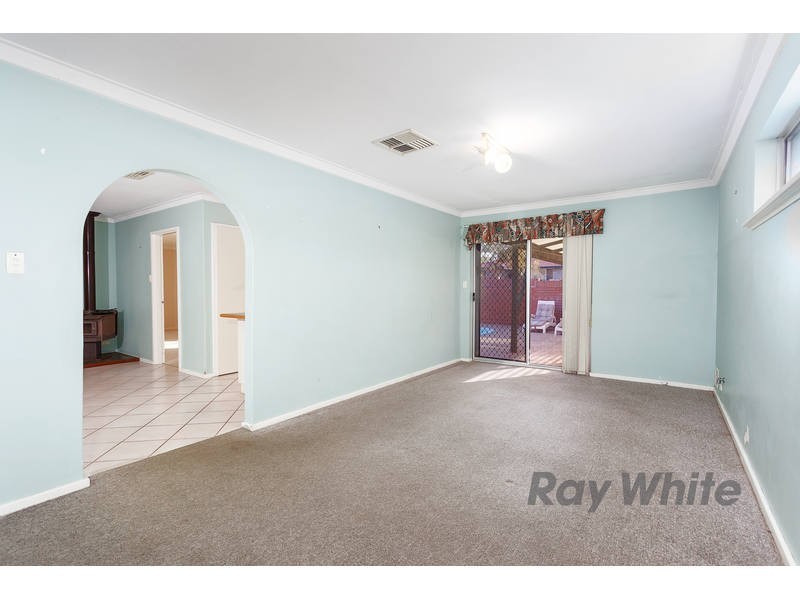 1 Ochiltree Way, Kardinya WA 6163