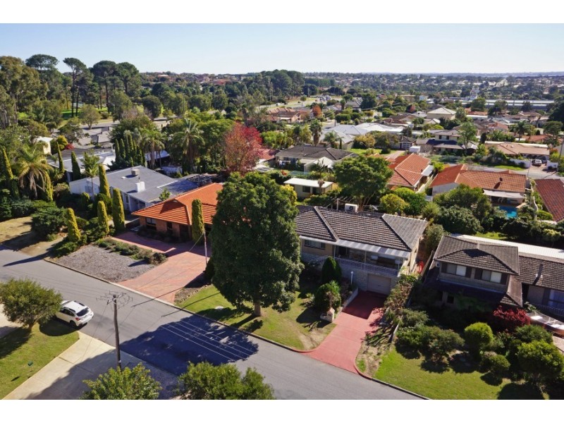 71 McBeth Way, Kardinya WA 6163