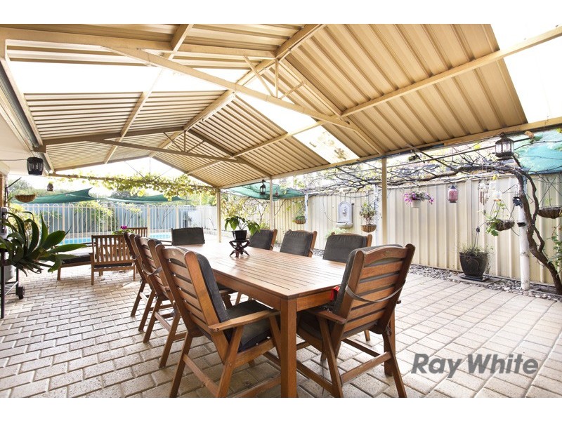 82 Brenchley Dr, Atwell WA 6164