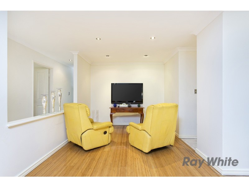 82 Brenchley Dr, Atwell WA 6164