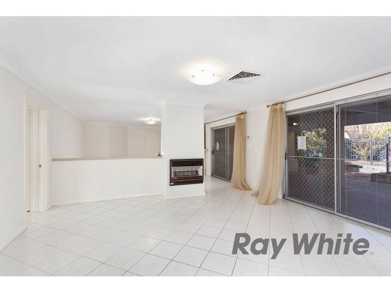 10 Riley Road, Kardinya WA 6163