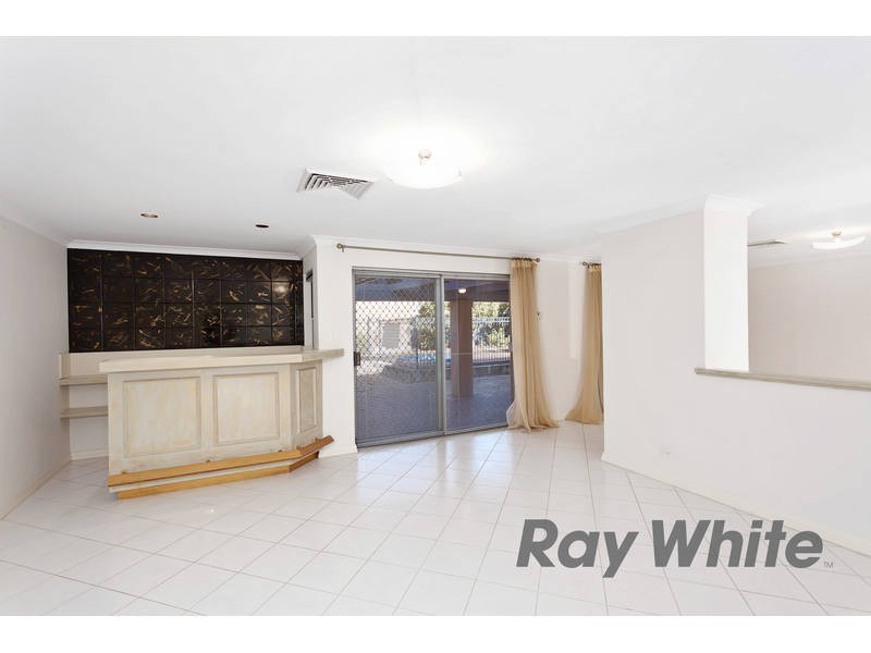 10 Riley Road, Kardinya WA 6163
