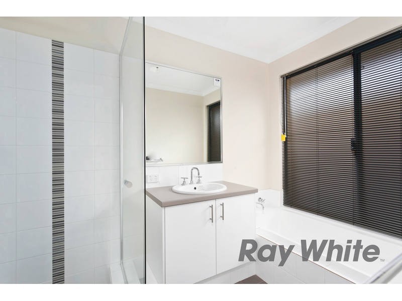 15 Neilson Street, Hammond Park WA 6164