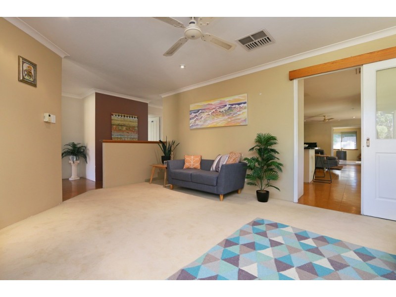 23 McGillivray Gardens, Winthrop WA 6150
