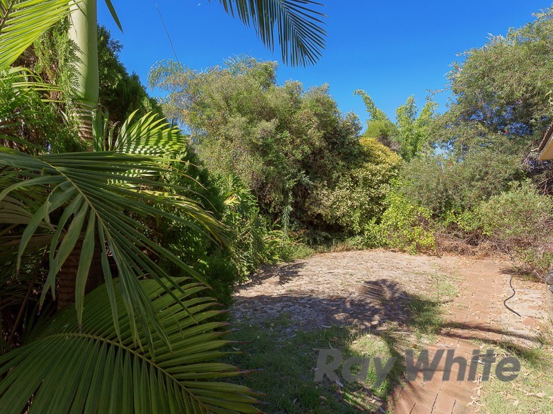 13 Chancery Crescent, Willetton WA 6155