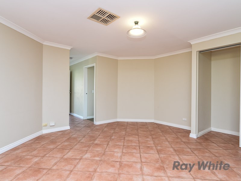17 Style Court, Bibra Lake WA 6163