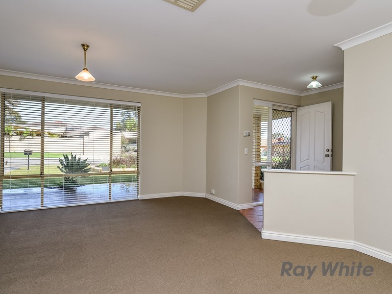 17 Style Court, Bibra Lake WA 6163