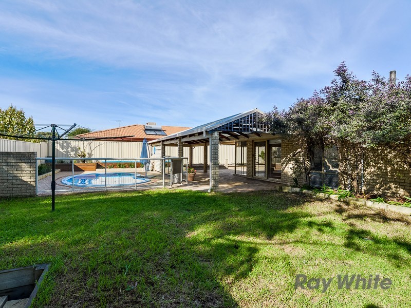 17 Style Court, Bibra Lake WA 6163