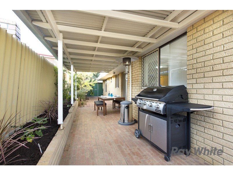 49a Hanrahan Loop, Kardinya WA 6163