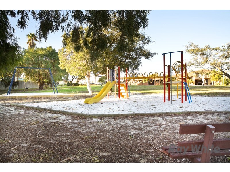 49a Hanrahan Loop, Kardinya WA 6163