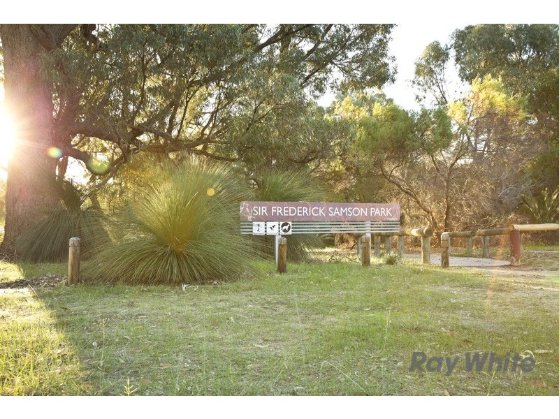 49a Hanrahan Loop, Kardinya WA 6163