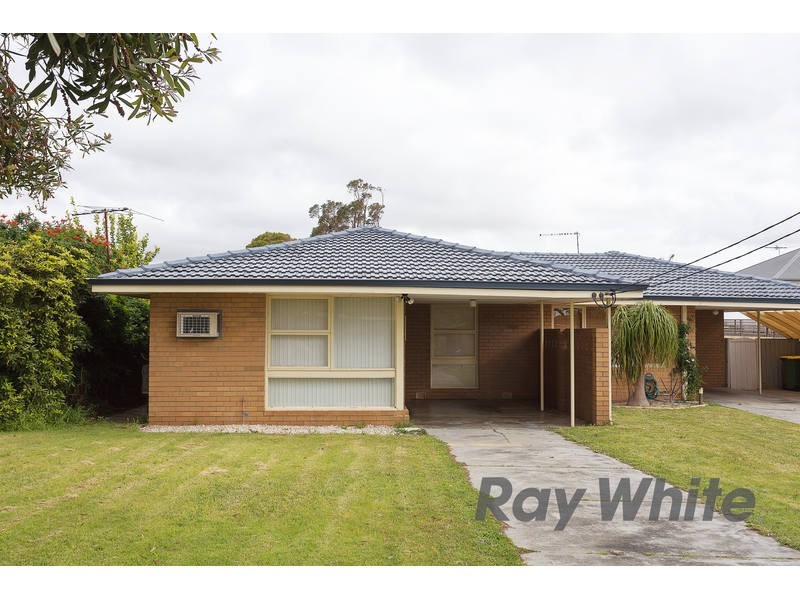 4b Ochiltree Way, Kardinya WA 6163