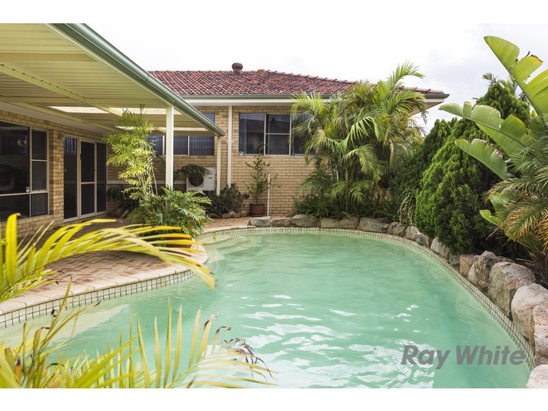 6 Sinclair Crescent, Winthrop WA 6150