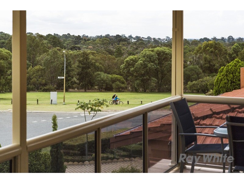 6 Sinclair Crescent, Winthrop WA 6150