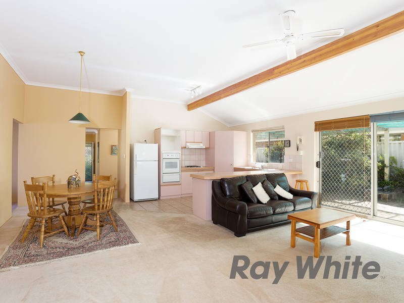 10 Harvey Crescent, Kardinya WA 6163