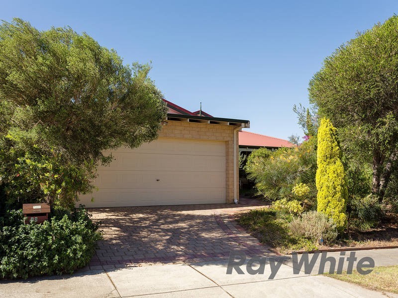 10 Harvey Crescent, Kardinya WA 6163