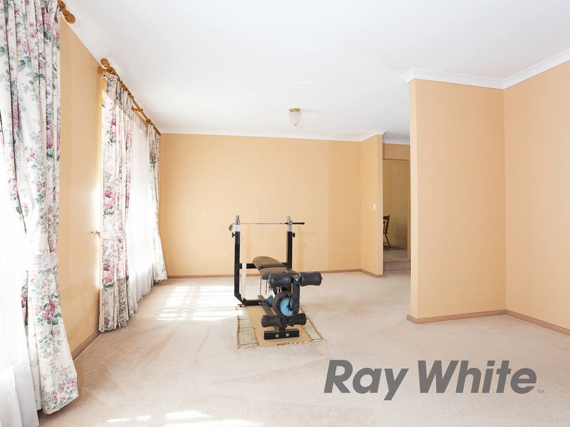 10 Harvey Crescent, Kardinya WA 6163