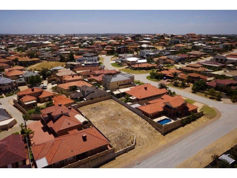 5 Fairbairn Road, Coogee WA 6166