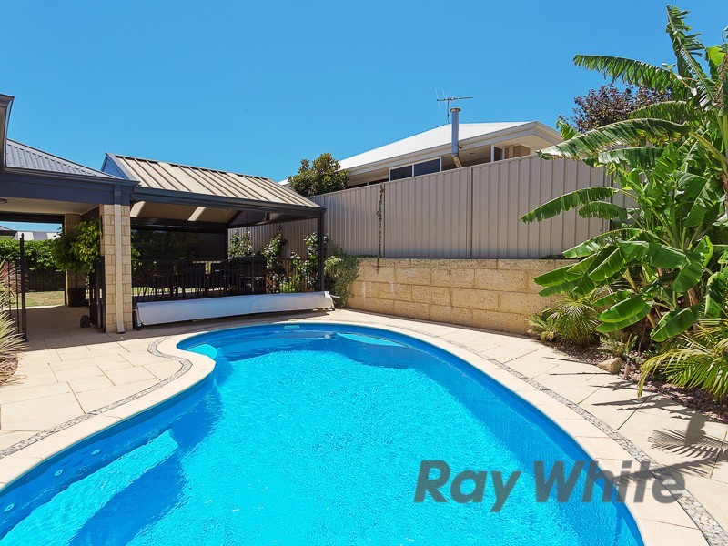 43 West Churchill Avenue, Munster WA 6166