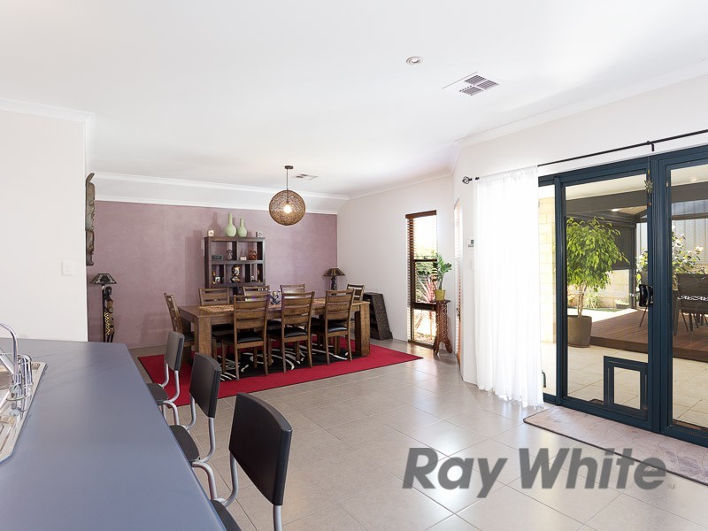 43 West Churchill Avenue, Munster WA 6166