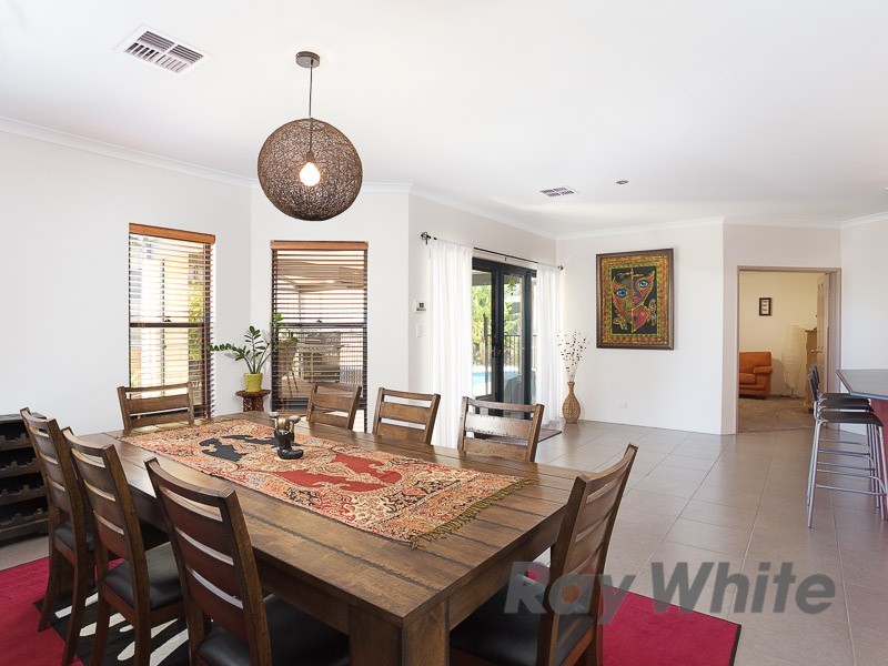 43 West Churchill Avenue, Munster WA 6166