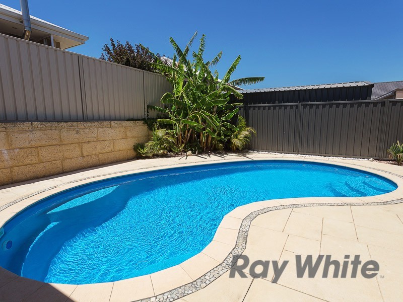 43 West Churchill Avenue, Munster WA 6166