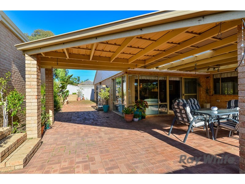 7 Gairdner Dr, Kardinya WA 6163