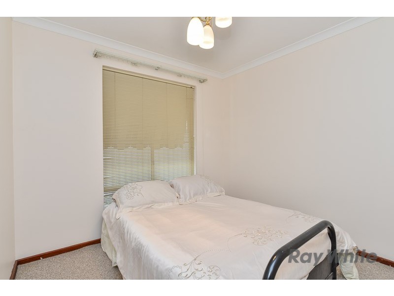 7 Gairdner Dr, Kardinya WA 6163