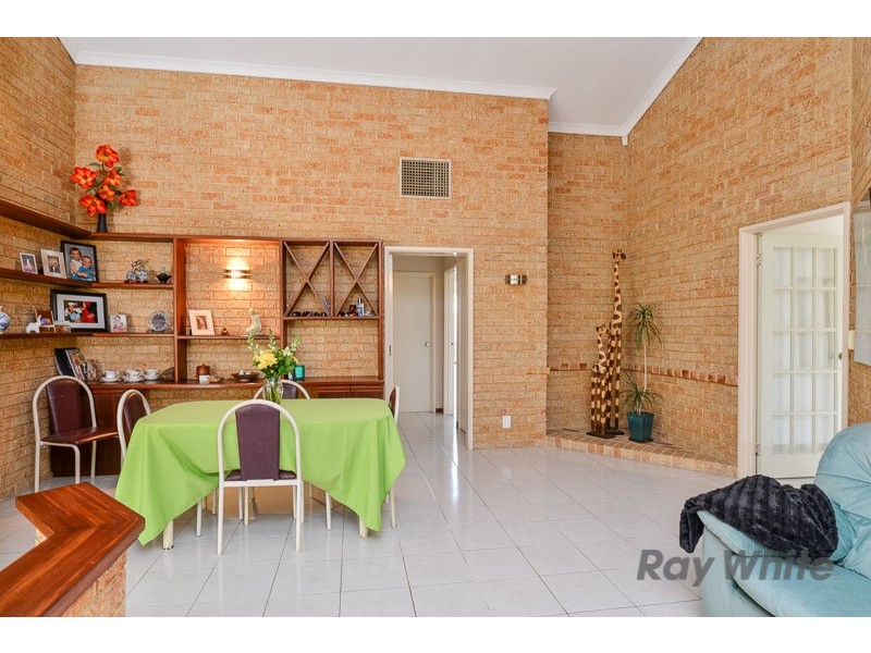 7 Gairdner Dr, Kardinya WA 6163