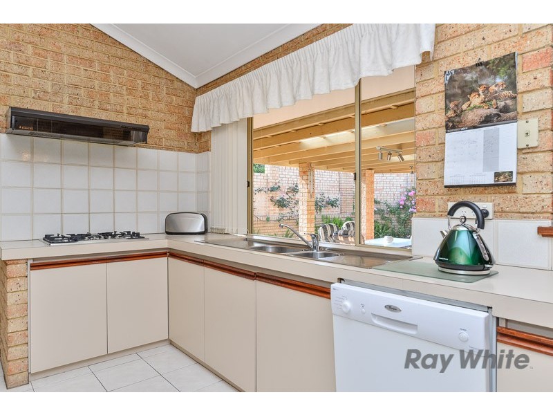 7 Gairdner Dr, Kardinya WA 6163