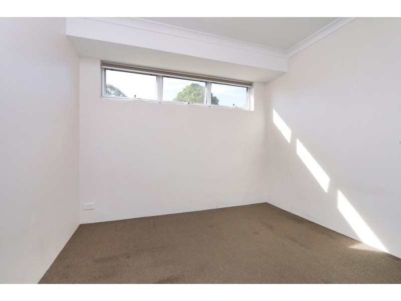 100B Gilbertson Road, Kardinya WA 6163