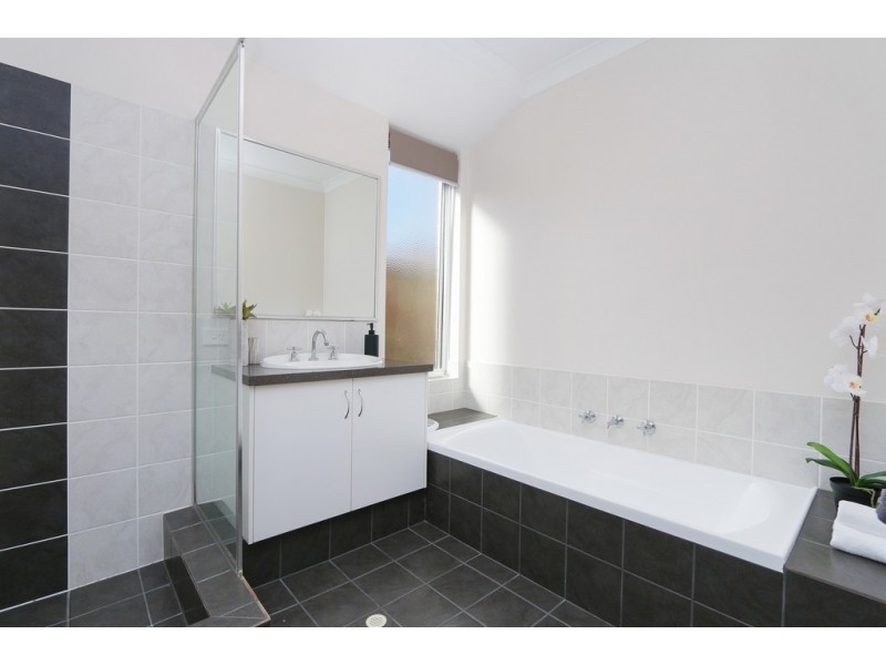 100B Gilbertson Road, Kardinya WA 6163