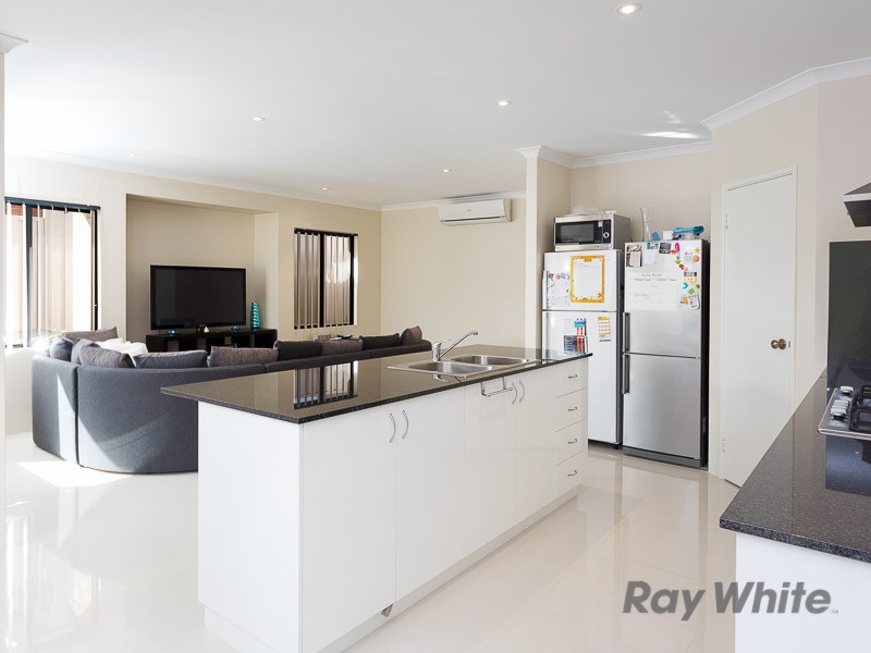 3A Tonkin Road, Hilton WA 6163