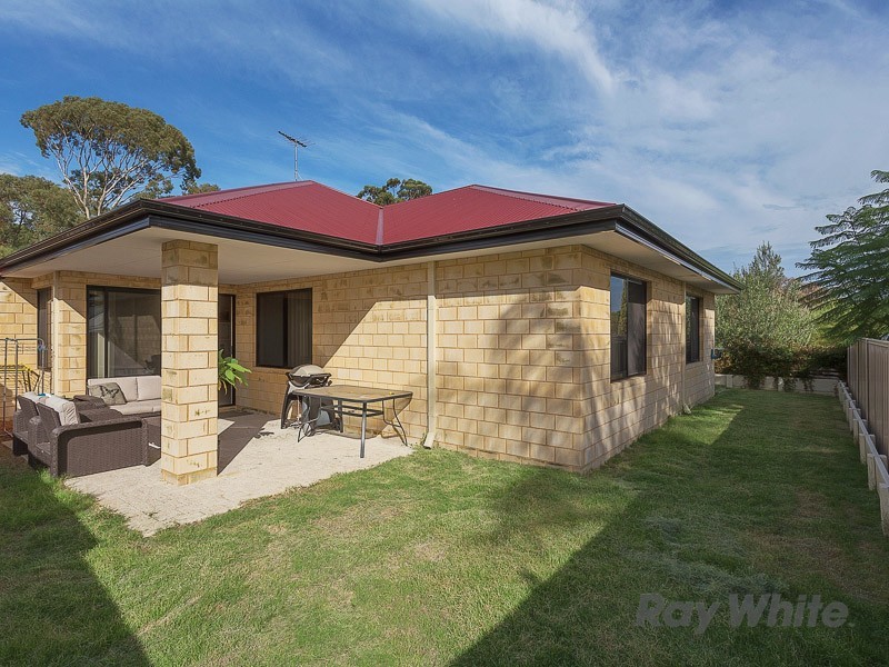 3A Tonkin Road, Hilton WA 6163