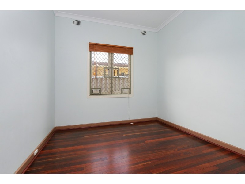 15 Romeo Road, Coolbellup WA 6163