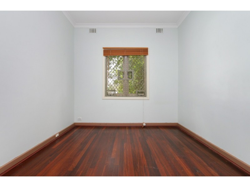 15 Romeo Road, Coolbellup WA 6163