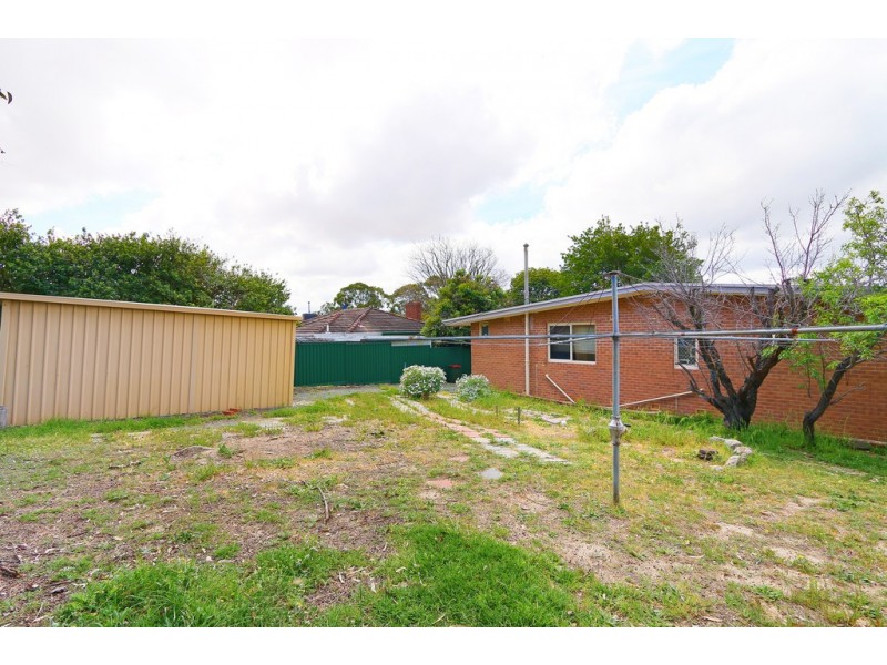 15 Romeo Road, Coolbellup WA 6163