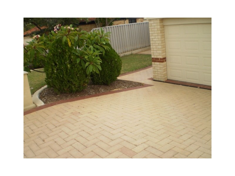 33A Blueridge Cresent, Bibra Lake WA 6163