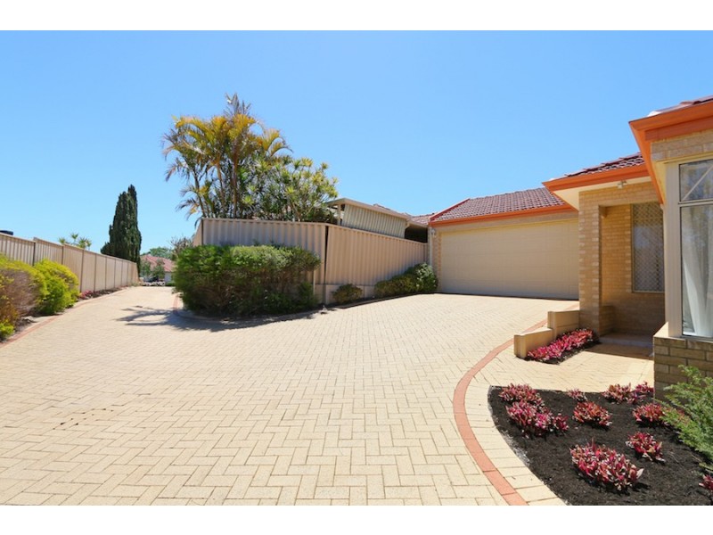 7B Atkinson Gardens, Leeming WA 6149