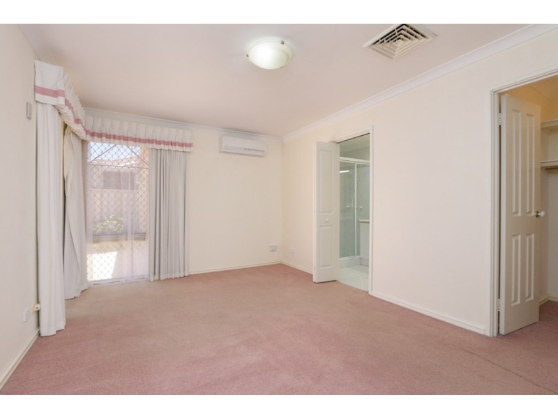 7B Atkinson Gardens, Leeming WA 6149