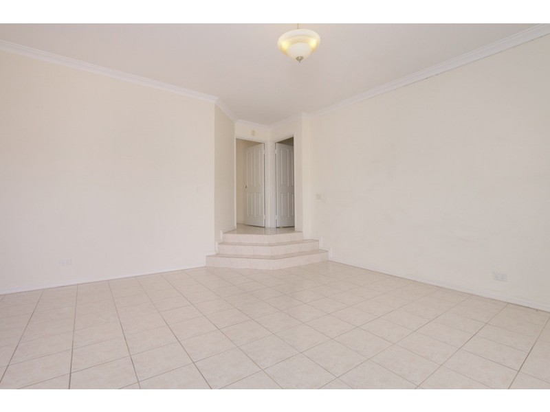 7B Atkinson Gardens, Leeming WA 6149