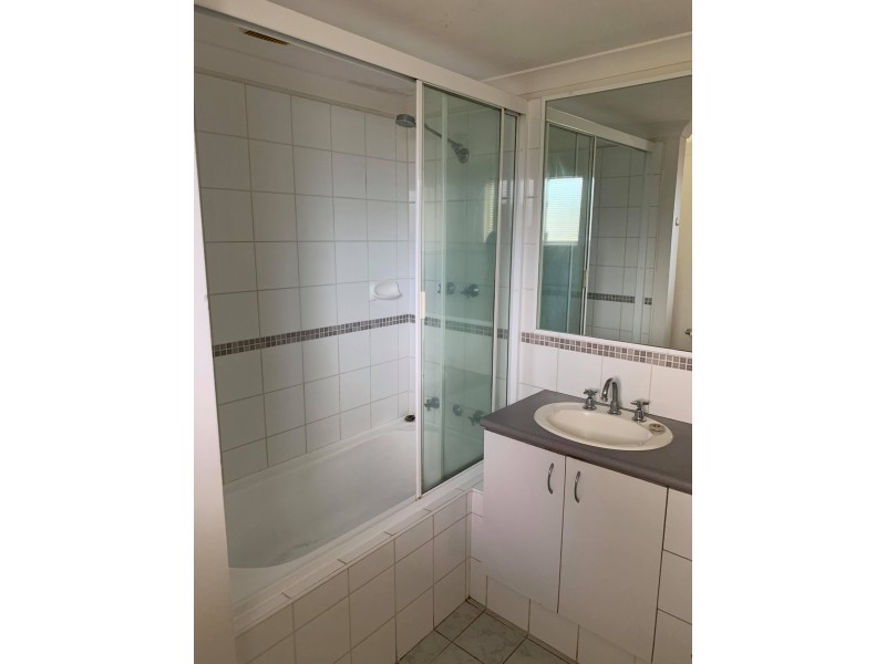 10/15 Friar John Way, Coolbellup WA 6163