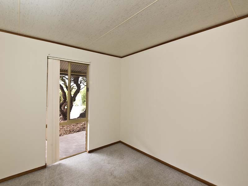 17 Meadow Close, Kardinya WA 6163