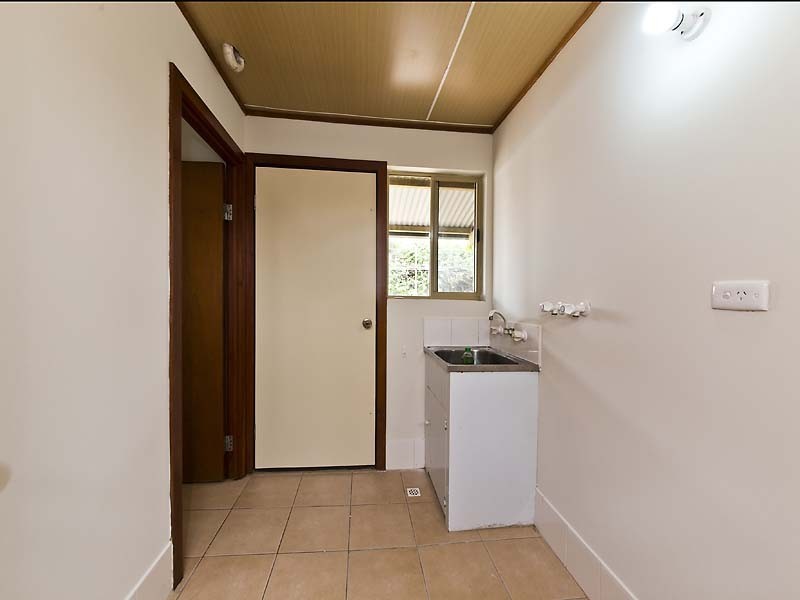 17 Meadow Close, Kardinya WA 6163