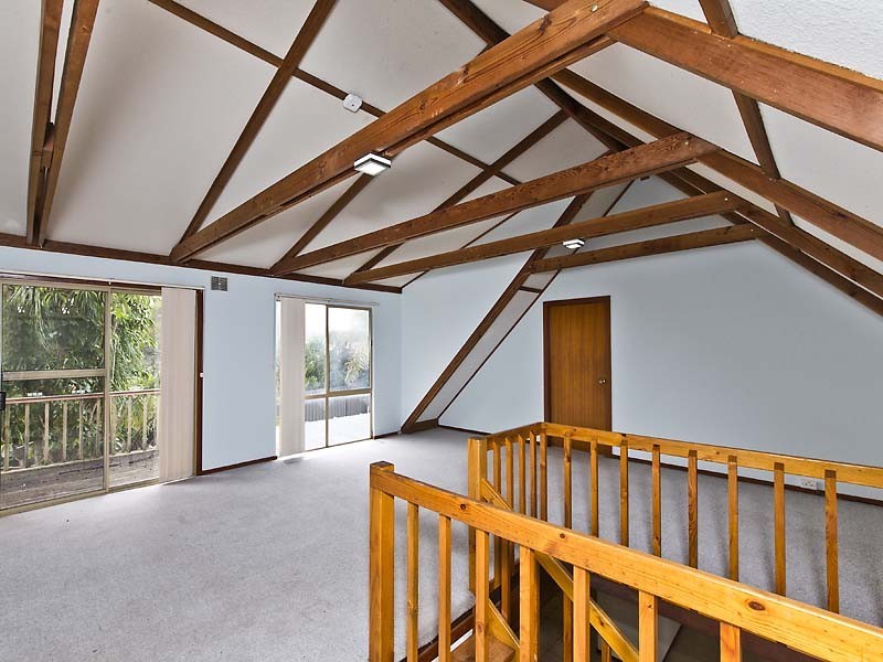 17 Meadow Close, Kardinya WA 6163