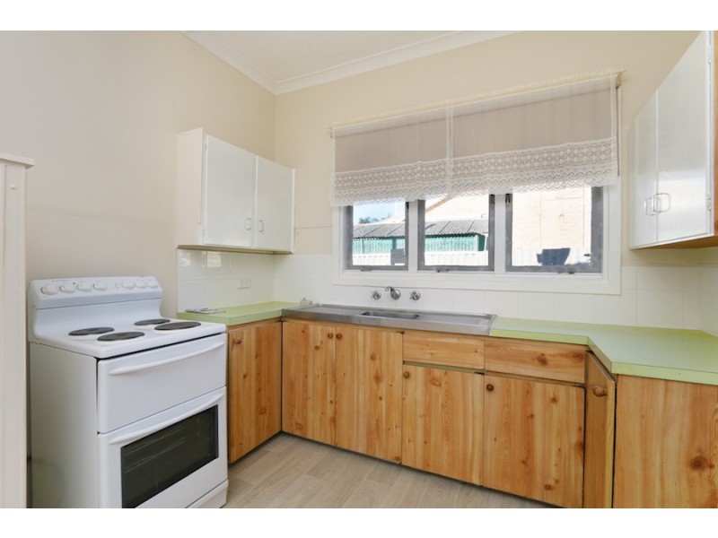 20 Camillo Street, Coolbellup WA 6163