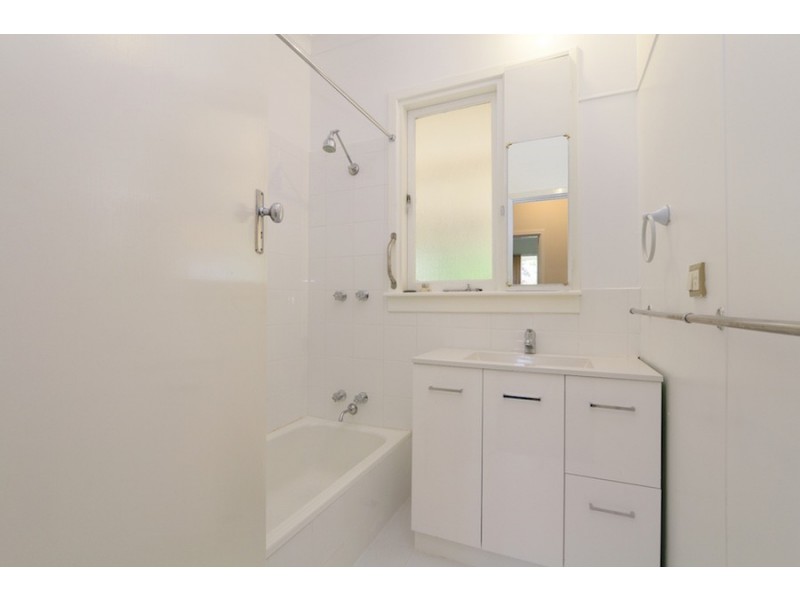 20 Camillo Street, Coolbellup WA 6163