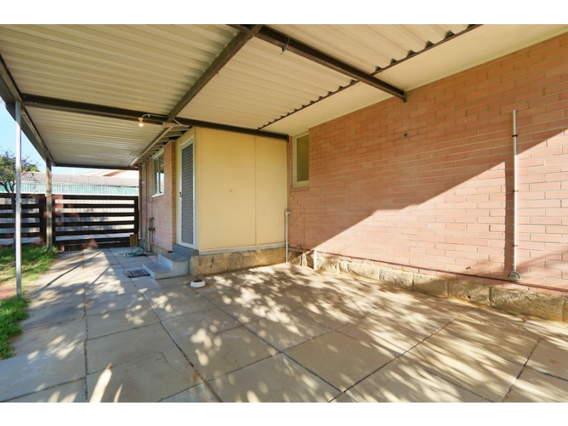 20 Camillo Street, Coolbellup WA 6163