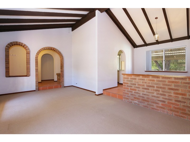 24 Maritime Avenue, Kardinya WA 6163
